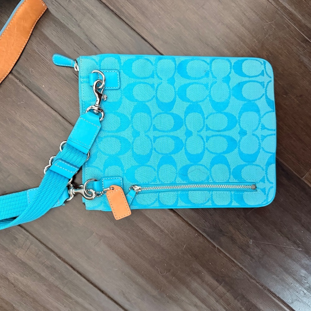 Y2K Vintage Coach Signature Logo Canvas and Suede Turquoise Colorful Crossbody - Picture 4 of 6